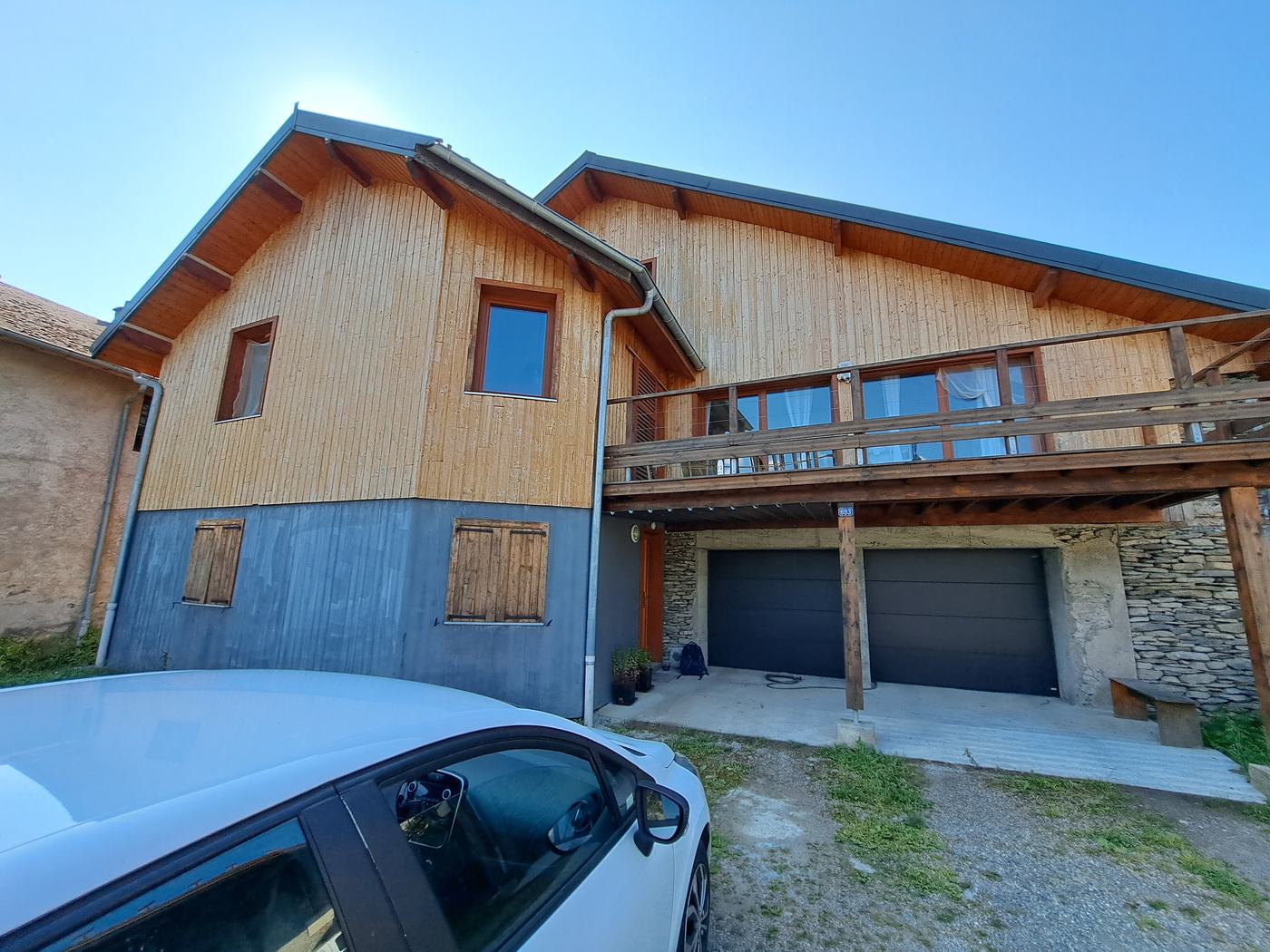 Réfection de façade et bardage bois à Chamoux-sur-Gelon — photo 4