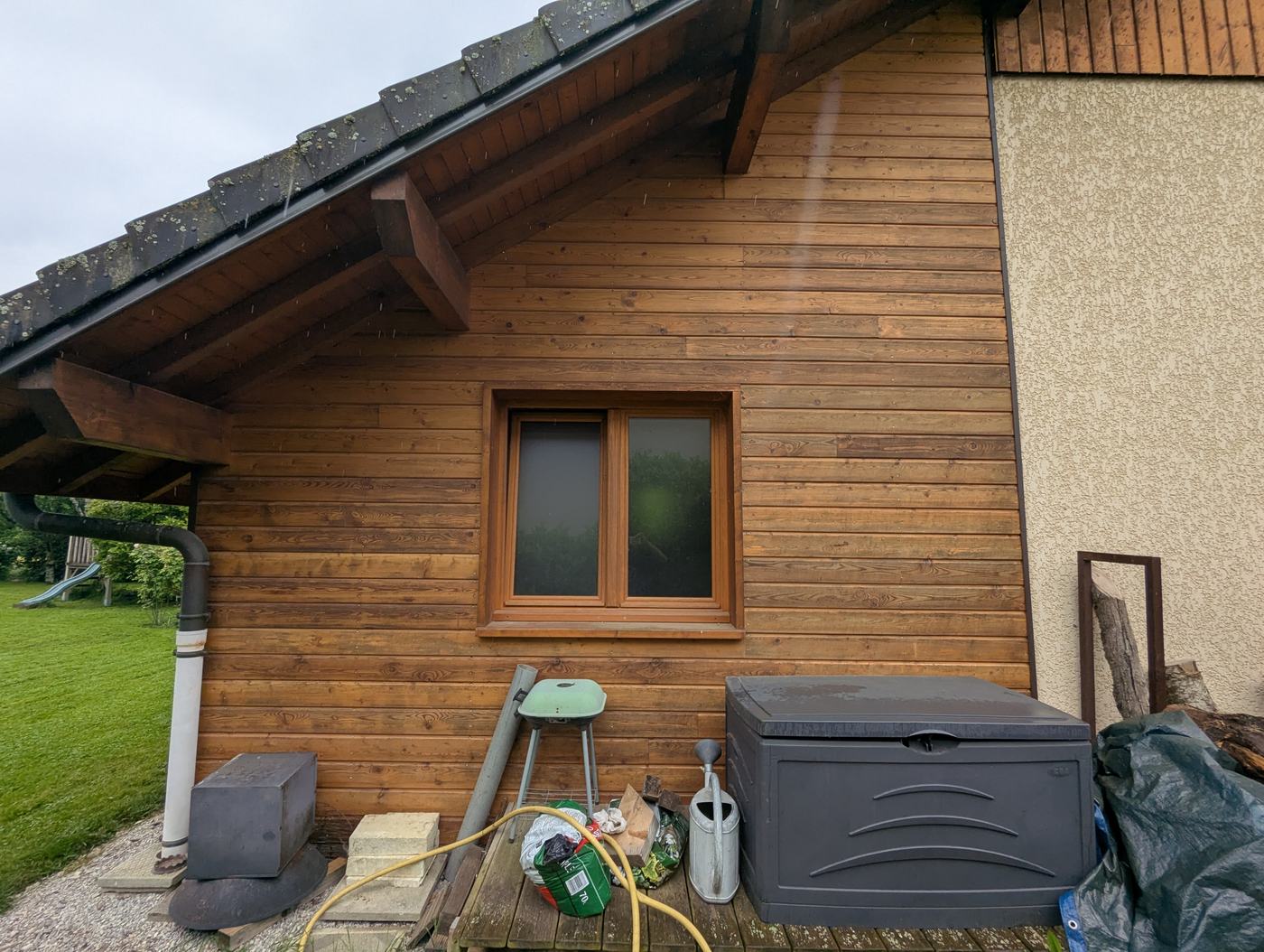 Rénovation de boiseries extérieures d'un chalet à Châteauneuf en Savoie — photo 4