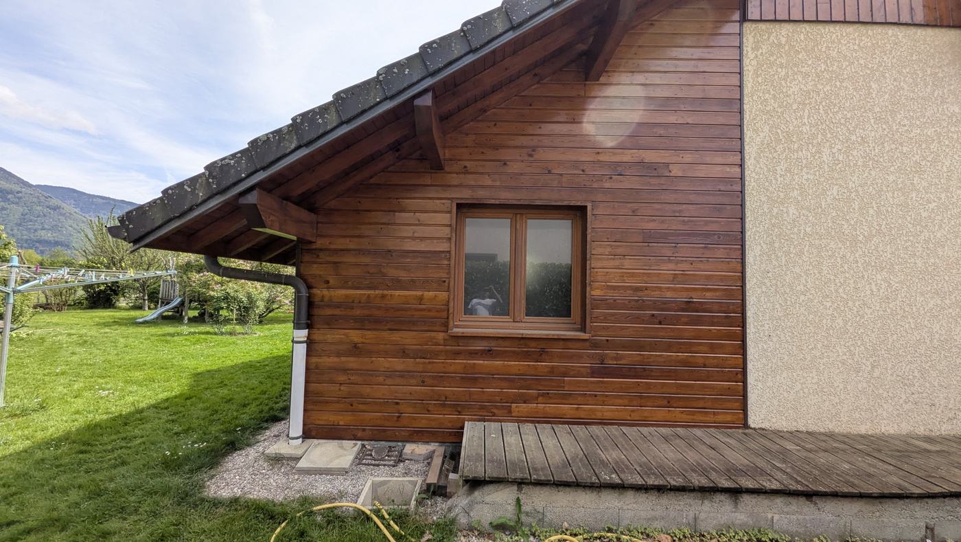 Rénovation de boiseries extérieures d'un chalet à Châteauneuf en Savoie — photo 5