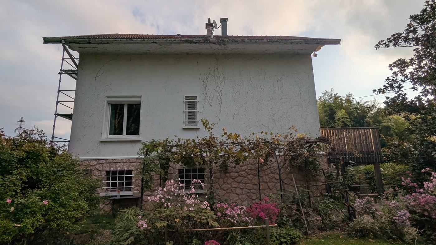 Rénovation complète en peinture d'une maison à Chambéry — photo 2