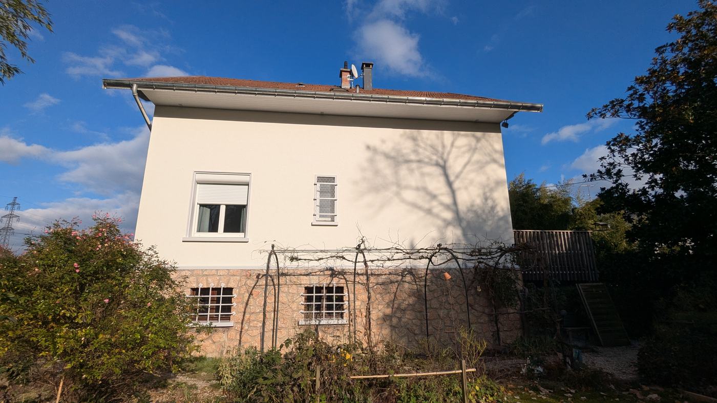 Rénovation complète en peinture d'une maison à Chambéry — photo 4