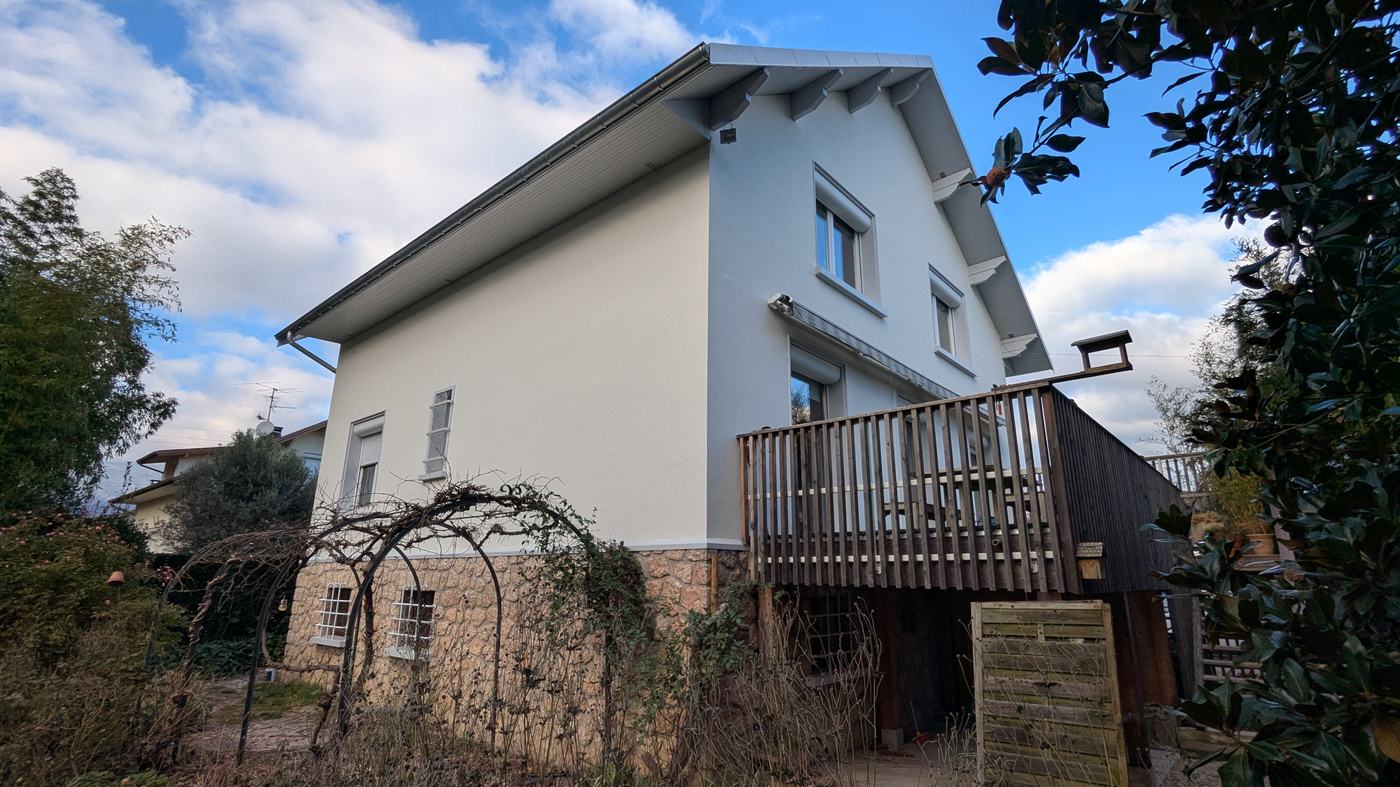 Rénovation complète en peinture d'une maison à Chambéry — photo 10