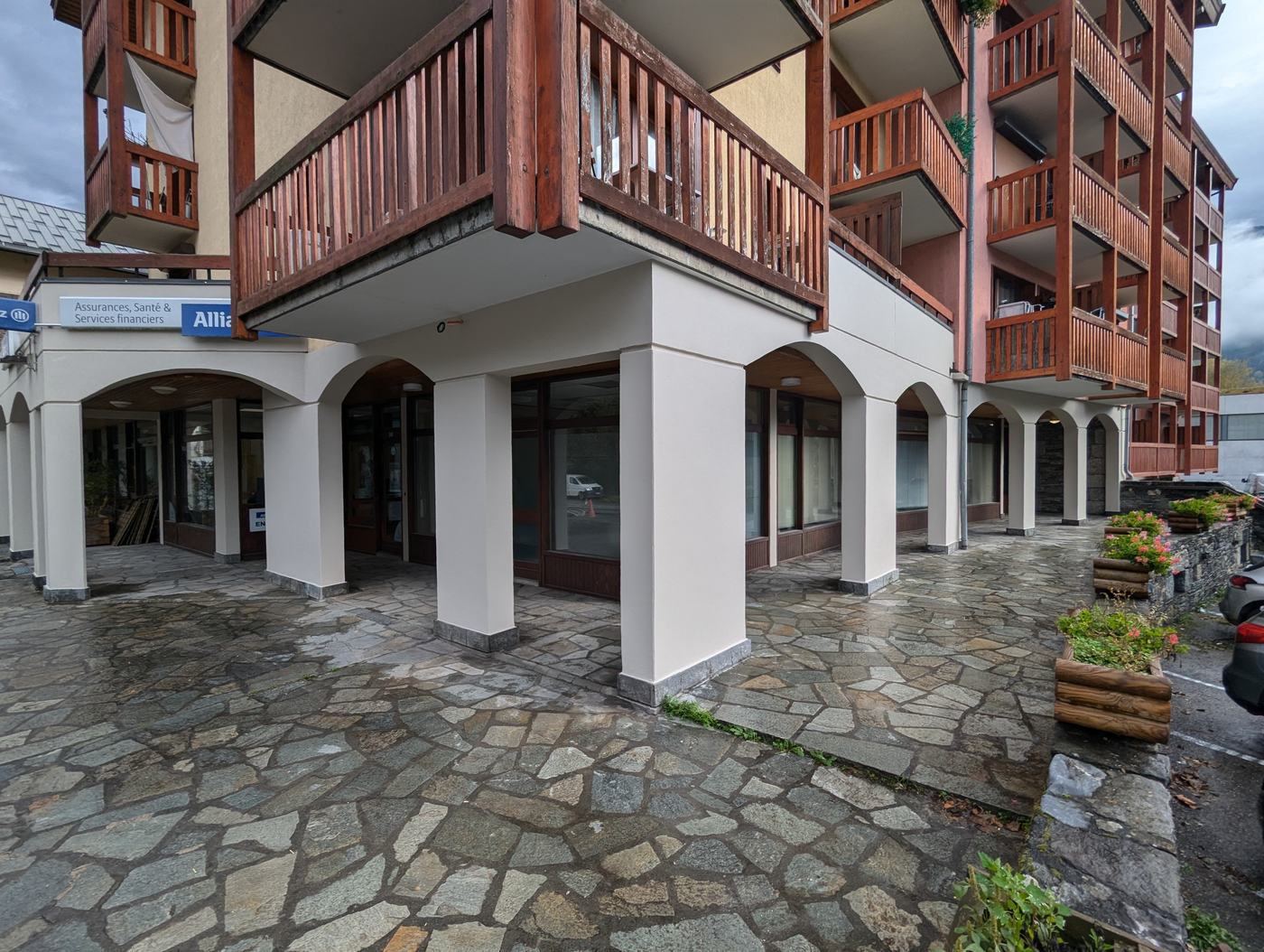 Rénovation de façade en copropriété à Bourg-Saint-Maurice — photo 1