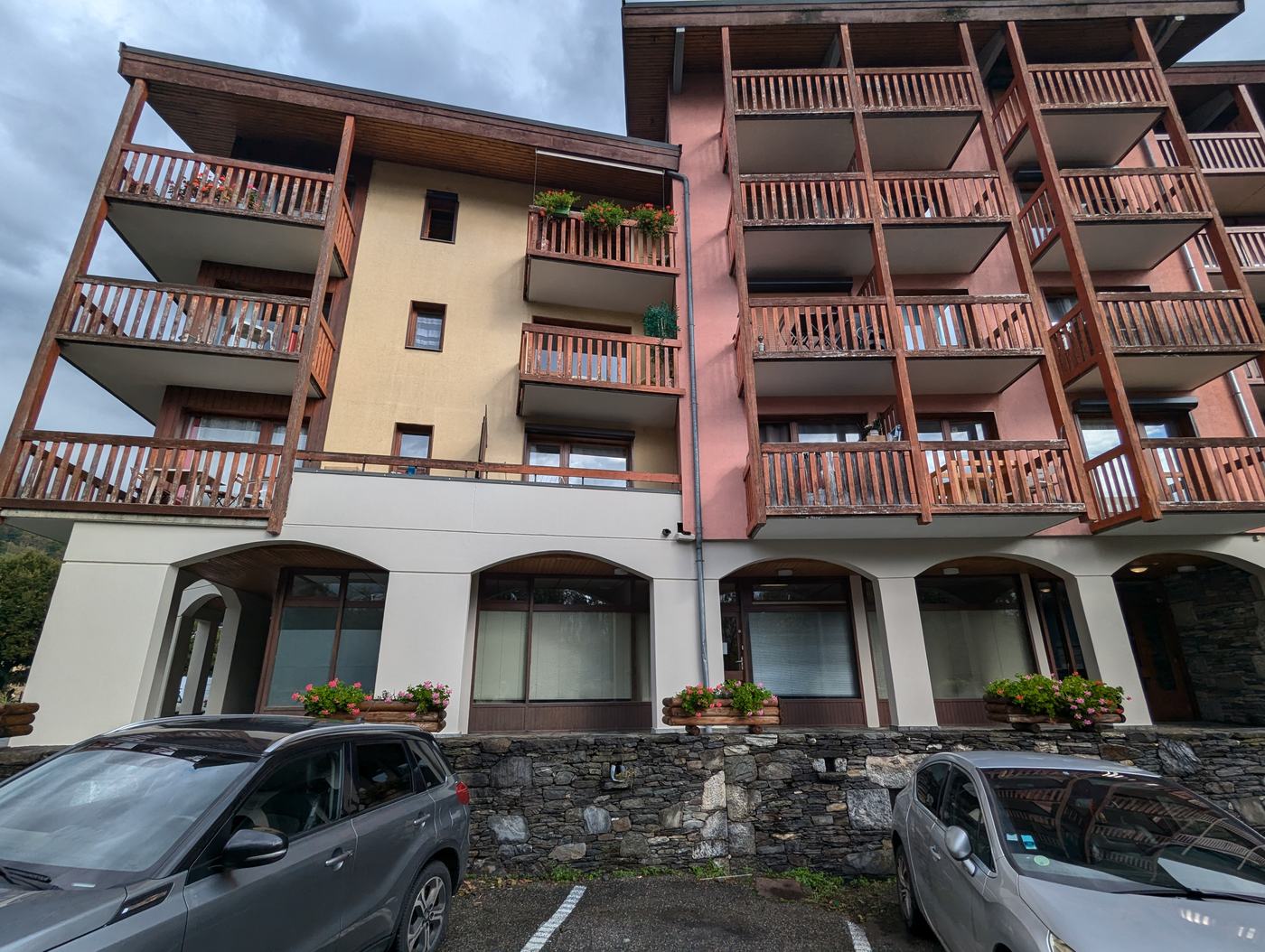 Rénovation de façade en copropriété à Bourg-Saint-Maurice — photo 10