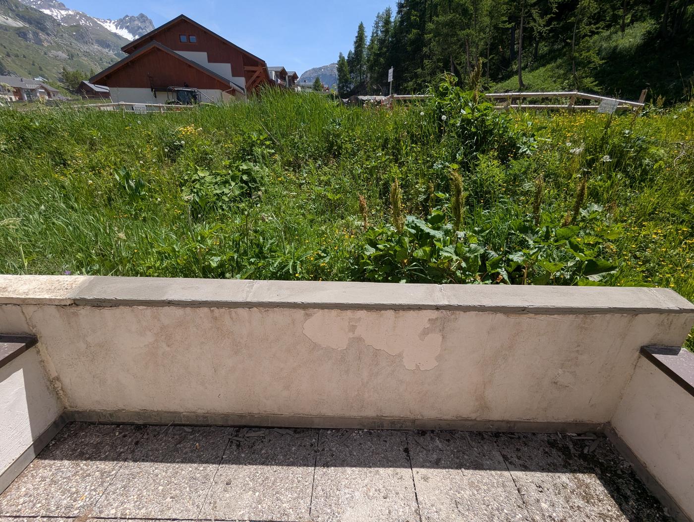 Rénovation des peintures de façade d'une copropriété à Tignes — photo 12