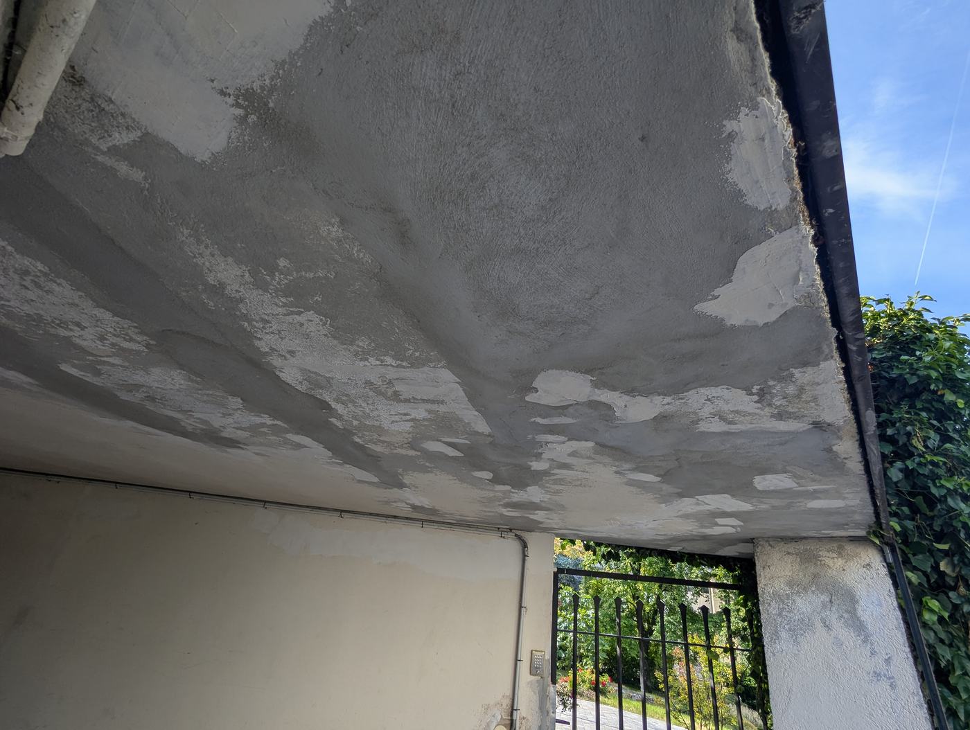 Réparation de maçonneries soufflées et rénovation en peinture D2 à Chambéry — photo 4