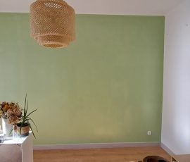 Mur intérieur rénové après dégât des eaux à Chambéry