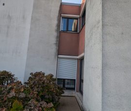 Façade encrassée avant ravalement à Chambéry