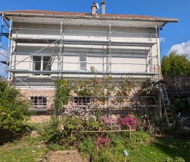 Installation de l'échafaudage pour le ravalement de façade à Chambéry