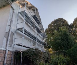Installation de l'échafaudage pour le ravalement de façade à Chambéry